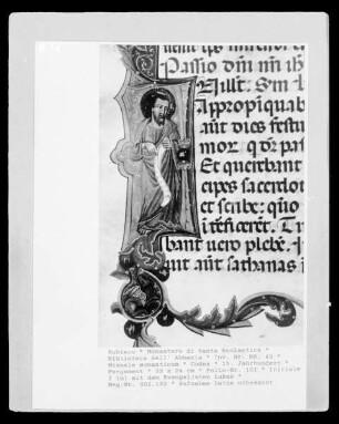 Missale monasticum — Initiale I (n) mit dem Evangelisten Lukas, Folio 101