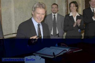 Harrison Ford (Schauspieler), Berliner Rathaus (Mitte)