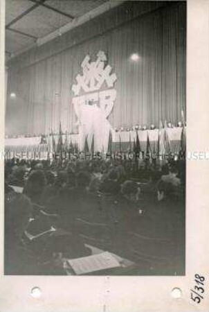 Tagung der volkseigenen Betriebe der DDR in der Messehalle in Leipzig