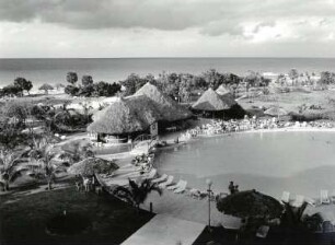 Blick auf die herrliche Anlage des Hotel TUXPAN am Strand von Varadero. Touristen sind hier unter sich