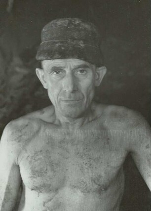 Arthur Teuchert, Freital. Paul-Berndt-Schacht : Aktivist Arthur Teuchert, Freital. Steinkohlenwerk, Paul-Berndt-Schacht