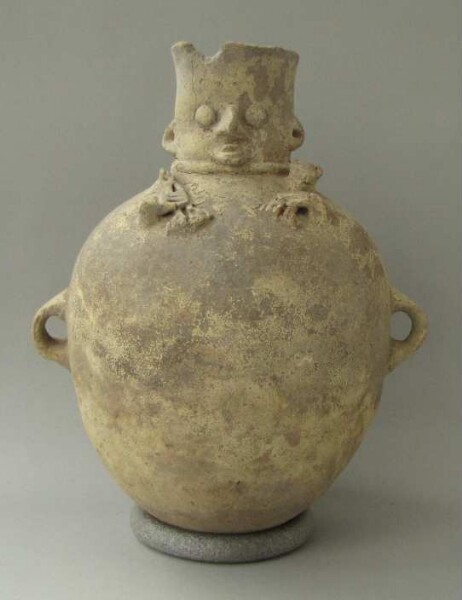 Clay vessel