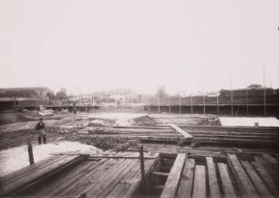 Güstrow, Speicherstraße. Baustelle Schlachthof (1928/1932). Ziegelrohbau mit Stangengerüst