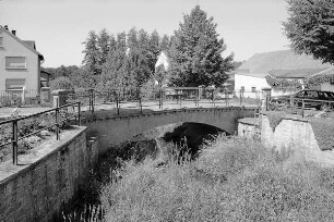 Steinbrücke (Steinbrücke); Nüsttal, Nüst (Hofbieberstraße)