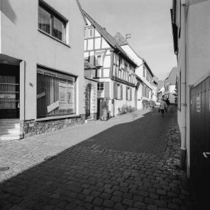 Oestrich-Winkel, Zangerstraße 13