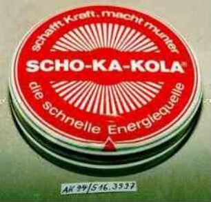 Blechdose für "SCHO-KA-KOLA schafft Kraft macht munter die schnelle Energiequelle"