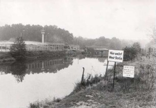 Grenzzaun am Teltowkanal nahe Albrechts Teerofen