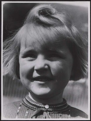 Portrait eines kleinen Mädchens
