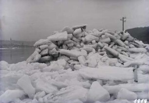 Eiswinter 1928 an der Donau bei Kachlet