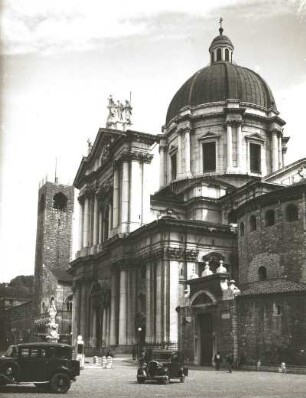 Brescia. Blick vom Stadtpark gegen den neuen Dom (ab 1604; G. B. Lantana)