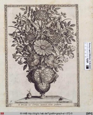 Prunkvase mit Blumen.