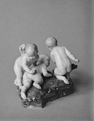 Zwei Puttengruppen — Drei Putti mit Hund (Der Abend?)
