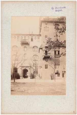 Villa: Ansicht