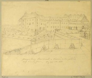 Der Gebäudekomplex Georgenburg, Streichwehr, Torhaus und Kommandantenhaus (v. l.) auf der Festung Königstein in der Sächsischen Schweiz von der Bastion von Südwesten