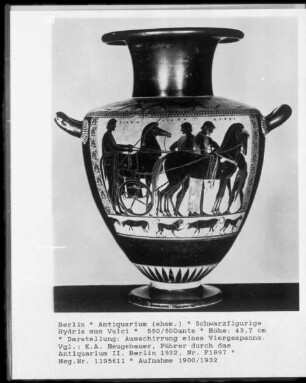 Schwarzfigurige Hydria aus Vulci