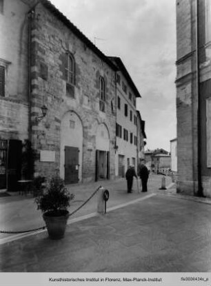 Piazza Chigi, San Quirico d'Orcia
