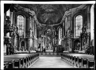 Würzburg. Augustinerkirche. Blick zum Altar