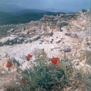 Peloponnes. Mykene. Blick auf die Reste der einstigen Königstadt