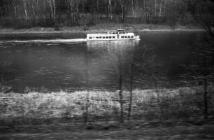 Auf der Eisenbahnfahrt von Berlin nach Hradec nad Moravici : Auf der Eisenbahnfahrt von Berlin nach Hradec nad Moravici, zwischen Dresden und Bad Schandau