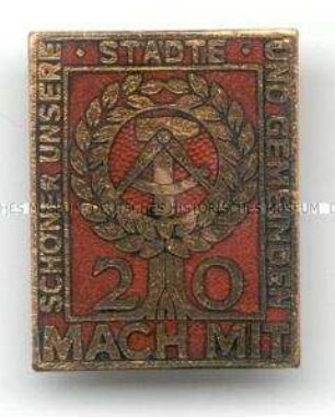 Abzeichen der Mach-Mit-Bewegung, mit Etui