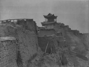 Gebäude im chinesischen Baustil : Ein Gebäude im chinesischen Bausttil im Tian Shan Hochgebirge
