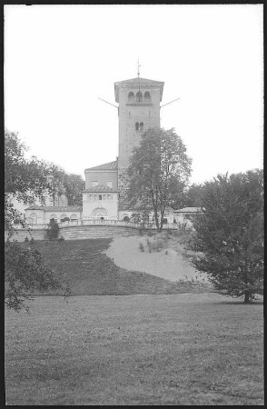 Waldenburg. Parkpartie und Schlossturm