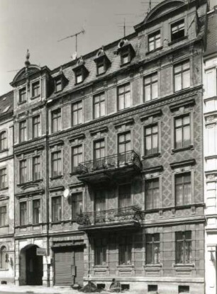 Görlitz, Landeskronstraße 36. Wohnhaus mit Laden (um 1895)