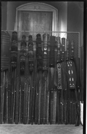 Ausstellung im alten Museum ehem. Königgrätzer Str.* (Süd Asien ?), 1935, Kat. Riebeck