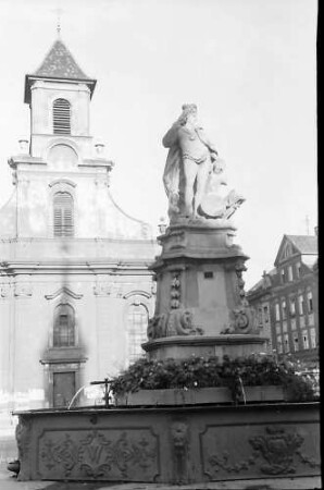 Ludwigsburg: Denkmal am Marktplatz