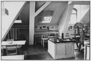 Der Arbeitsplatz des Malers und Grafikers Karl-Georg Hirsch