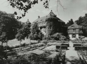Herrenhaus Bagenz : Herrenhaus Bagenz. Gartenansicht mit Seitenflügel