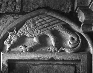 Drachen-Relief : Drachen-Relief. Eußerthal, Ehemalige Klosterkirche Sankt Bernhard