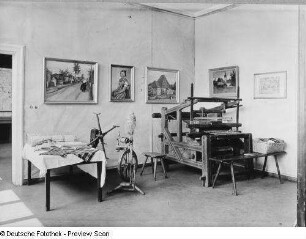 Sorbische Webstube. Teilansicht mit Webstuhl. Bautzen: Stadtmuseum Bautzen