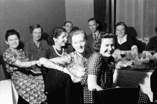 Bukarest: Reichsdeutsches Heim: Mitgliederversammlung der rumänisch-deutschen Handelskammer, Saal