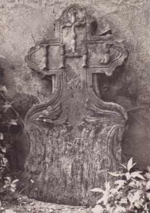Friedhof (alter). Grabkreuz