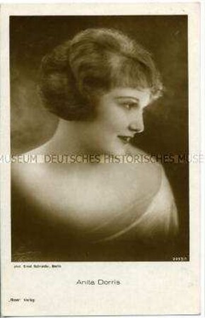 Porträt der Schauspielerin Anita Dorris
