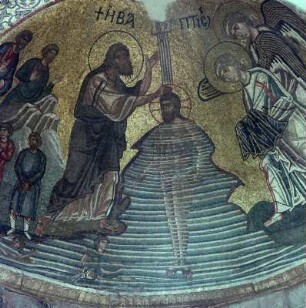 Chios. Kloster Nea Moni. Taufe Christi, Mosaik unter der Vierungskuppel. Mitte 11. Jh.