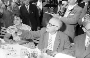 Chemiker; Maikäferrede: Frau Hein, Leopold Ruzicka