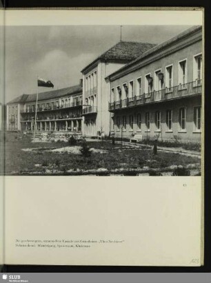43 Die geschwungene, sonnenoffene Fassade des Ferienheims „Theo Neubauer“