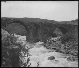 gisr el-raggar [gagar?, Jordan]