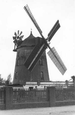 Mühlberg/Elbe-Koßdorf. Wallholländer, Baujahr 1912