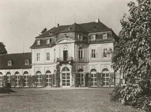 Neschwitz. Barockschloß Neschwitz. Neues Schloß (Orangerie). Gartenansicht