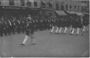 Schützenfest 1913: Vorbeimarsch