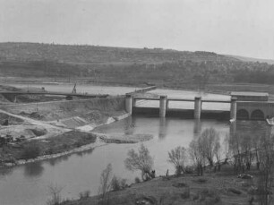 Wehr und Kraftwerk Besigheim/Neckar nach Fertigstellung