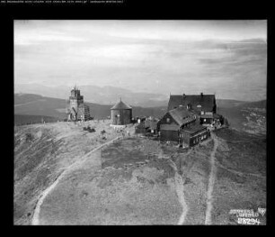 Schneekoppe, Berg; Gebäude auf der Schneekoppe
