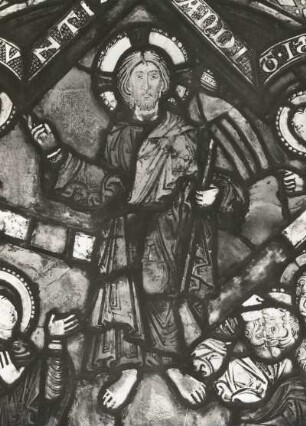 Erfurt. Barfüßerkirche. Chor. Farbige Glasfenster (nach der Restaurierung 1960). Südostfenster, Mittelbahn, Zeile 11: Himmelfahrt. Ausschnitt: Christusgestalt (spätromanisch)