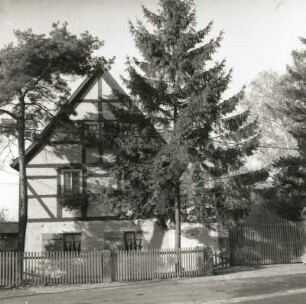 Dresden-Kaditz, Altkaditz 23. Dreiseithof (1799-1802). Wohnstallhaus