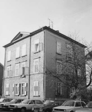Gießen, Schillerstraße 11