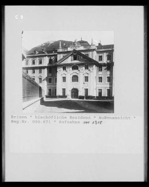 bischöfliche Residenz