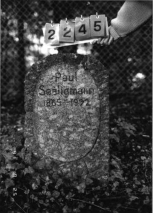 Grabstein 2245 [Hahn S. 196 Grab-Nr. Ur.I-43]